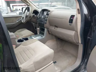 2012 Nissan Pathfinder LE with VIN 5N1AR1NN3CC623633, listed as a IAAI auction lot 41555680 with 111,092 mi miles. Bid and sale history available at carsss.com. Image 5.