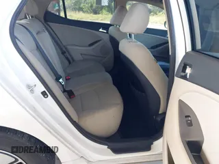 2013 Kia Optima EX z VIN KNAGM4AD7D5061931, wystawiony jako IAAI lot #42182535 z przebiegiem Nie podano mil oraz . Historia ofert i sprzedaży dostępna na DreamBid. Obrazek 8.