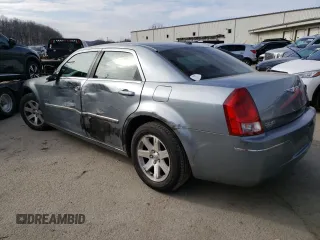 2006 Chrysler 300 Touring with VIN 2C3KA53G76H498802, listed as a Copart auction lot 89347395 with 185,070 mi miles and Salvage Title. Bid and sale history available at carsss.com. Image 2.