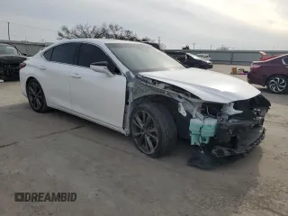 2021 Lexus ES with VIN 58AGZ1B19MU098304, listed as a Copart auction lot 44403435 with 55,016 mi miles and Salvage Title. Bid and sale history available at carsss.com. Image 4.