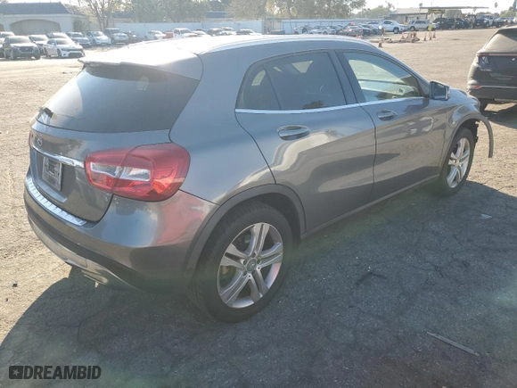 2015 Mercedes-Benz GLA-Class GLA 250 with VIN WDCTG4EB0FJ178577, listed as a Copart auction lot 88103305 with 212,180 mi miles and Salvage Title. Bid and sale history available at carsss.com. Image 3.