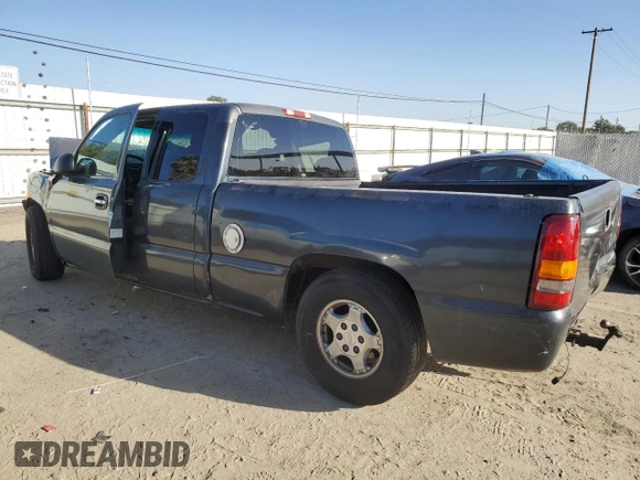 2000 Chevrolet Silverado 1500 with VIN 2GCEC19W1Y1396790, listed as a Copart auction lot 73387324 with 348,603 mi miles and Salvage Title. Bid and sale history available at DreamBid. Image 2.