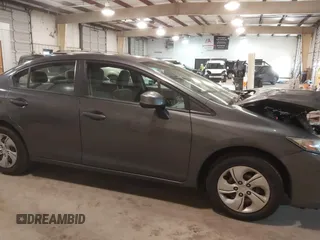 2013 Honda Civic LX z VIN 2HGFB2F50DH559408, wystawiony jako IAAI lot #41608166 z przebiegiem 155 745 mil mil oraz . Historia ofert i sprzedaży dostępna na DreamBid. Obrazek 13.