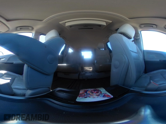 2015 Toyota Sienna XLE with VIN 5TDYK3DC7FS661582, listed as a IAAI auction lot 41688972 with 145,953 mi miles. Bid and sale history available at carsss.com. Image 20.