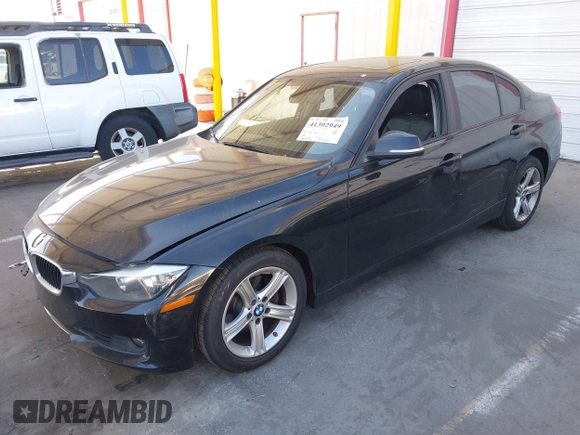 2013 BMW 3 Series 328i with VIN WBA3C1C54DF444998, listed as a IAAI auction lot 41392949 with 158,555 mi miles. Bid and sale history available at carsss.com. Image 17.