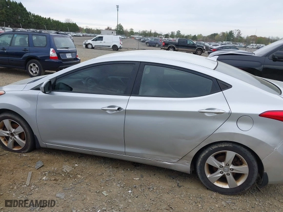 2013 Hyundai Elantra GLS with VIN 5NPDH4AE8DH287737, listed as a IAAI auction lot 41971804 with 217,565 mi miles. Bid and sale history available at carsss.com. Image 6.