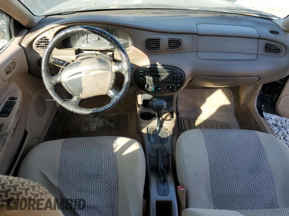2001 Ford Escort Fleet with VIN 3FAFP13PX1R120920, listed as a Copart auction lot 75643024 with 128,089 mi miles and Salvage title. Bid and sale history available at DreamBid. Image 8.