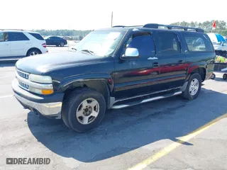 2002 Chevrolet Suburban LT with VIN 3GNFK16Z92G278272, listed as a IAAI auction lot 42073331 with 443,324 mi miles. Bid and sale history available at carsss.com. Image 2.