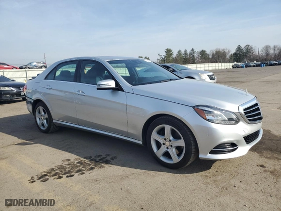 2015 Mercedes-Benz E-Class E 350 Luxury with VIN WDDHF8JB3FB140224, listed as a Copart auction lot 49458685 with 62,774 mi miles and Salvage Title. Bid and sale history available at carsss.com. Image 4.