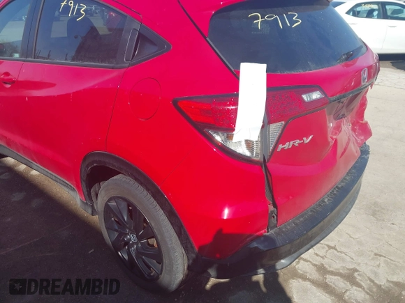 2022 Honda HR-V Sport with VIN 3CZRU6H12NM773532, listed as a IAAI auction lot 38747913 with 26,109 mi miles. Bid and sale history available at carsss.com. Image 18.
