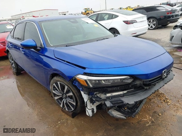 2022 Honda Civic Sedan EX with VIN 2HGFE1F72NH325873, listed as a IAAI auction lot 41621863 with 40,921 mi miles. Bid and sale history available at carsss.com. Image 6.