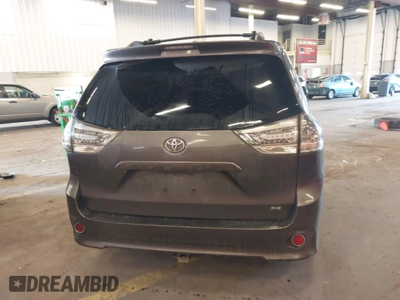 2011 Toyota Sienna SE with VIN 5TDXK3DC7BS034516, listed as a IAAI auction lot 41539955 with 209,309 mi miles. Bid and sale history available at carsss.com. Image 16.