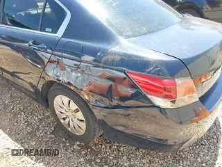 2008 Honda Accord LX z VIN JHMCP26388C049879, wystawiony jako IAAI lot #42058469 z przebiegiem 196 513 mil mil oraz . Historia ofert i sprzedaży dostępna na DreamBid. Obrazek 6.