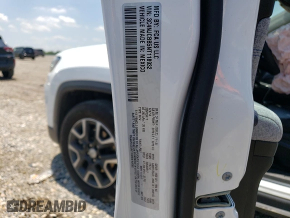 2022 Jeep Compass Latitude with VIN 3C4NJCBB5NT118932, listed as a Copart auction lot 55504443 with 11,152 mi miles and Salvage Title. Bid and sale history available at carsss.com. Image 15.