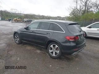 2020 Mercedes-Benz GLC 300 z VIN W1N0G8EB4LF836652, wystawiony jako IAAI lot #42018232 z przebiegiem 46 836 mil mil oraz . Historia ofert i sprzedaży dostępna na DreamBid. Obrazek 3.