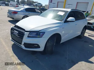 2015 Audi SQ5 Premium Plus with VIN WA1CGAFP9FA145649, listed as a IAAI auction lot 41670312 with 1 mi miles. Bid and sale history available at carsss.com. Image 2.