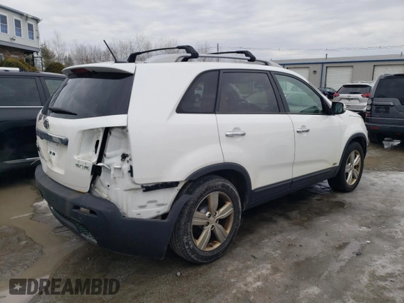 2013 Kia Sorento EX with VIN 5XYKUDA23DG374347, listed as a Copart auction lot 46455275 with 170,013 mi miles and Clean Title. Bid and sale history available at carsss.com. Image 3.