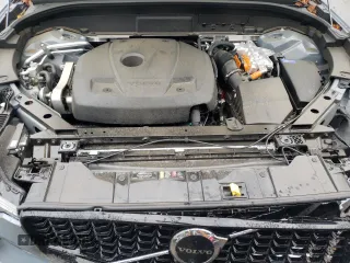 2024 Volvo XC60 Recharge Plug-In Hybrid Plus Dark Theme with VIN YV4H60DL8R1730846, listed as a Copart auction lot 86830004 with 16,383 mi miles and Salvage Title. Bid and sale history available at carsss.com. Image 14.