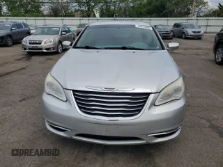 2012 Chrysler 200 Touring with VIN 1C3CCBBB9CN230386, listed as a Copart auction lot 56363005 with 126,473 mi miles and Clean Title. Bid and sale history available at DreamBid. Image 5.