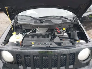 2014 Jeep Patriot Limited with VIN 1C4NJRCBXED503572, listed as a IAAI auction lot 41937793 with 112,015 mi miles. Bid and sale history available at carsss.com. Image 10.
