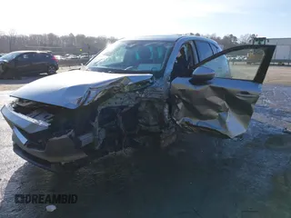 2020 Mazda CX-5 Grand Touring z VIN JM3KFADM0L0738337, wystawiony jako IAAI lot #41485078 z przebiegiem Nie podano mil oraz . Historia ofert i sprzedaży dostępna na DreamBid. Obrazek 17.