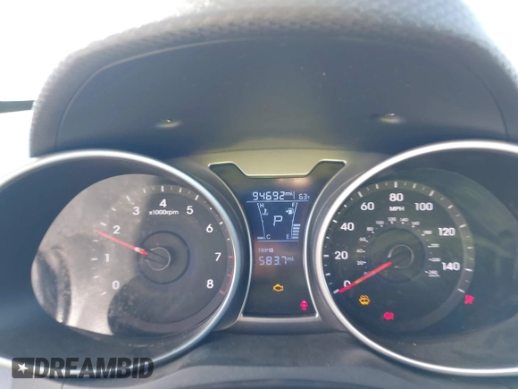 2017 Hyundai Veloster with VIN KMHTC6AD9HU323472, listed as a IAAI auction lot 41865974 with 94,692 mi miles. Bid and sale history available at carsss.com. Image 7.