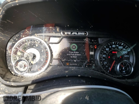 2019 Ram 2500 Laramie with VIN 3C6UR5NL0KG702140, listed as a Copart auction lot 52513015 with 63,525 mi miles and Salvage title. Bid and sale history available at DreamBid. Image 9.