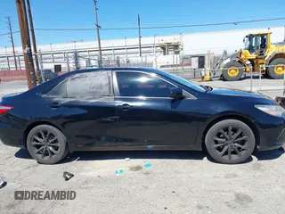 2017 Toyota Camry XLE z VIN 4T1BF1FK6HU370827, wystawiony jako IAAI lot #41870412 z przebiegiem 95 975 mil mil oraz . Historia ofert i sprzedaży dostępna na DreamBid. Obrazek 13.