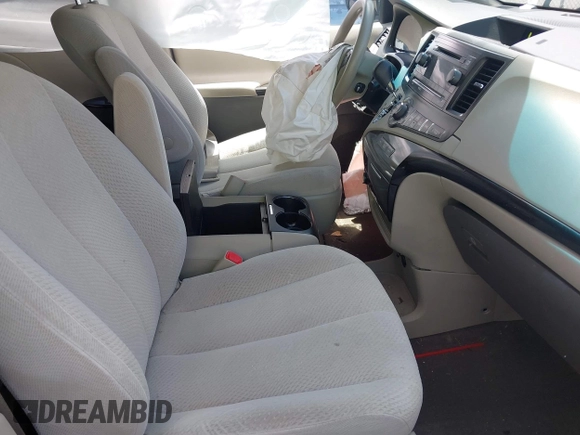 2013 Toyota Sienna LE AAS with VIN 5TDKK3DC5DS362403, listed as a IAAI auction lot 42632024 with 133,234 mi miles and . Bid and sale history available at DreamBid. Image 5.