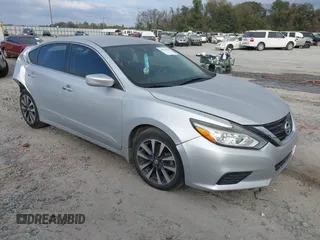 2017 Nissan Altima SV z VIN 1N4AL3AP8HC237411, wystawiony jako IAAI lot #40758825 z przebiegiem 87 743 mil mil oraz . Historia ofert i sprzedaży dostępna na DreamBid. Obrazek 1.