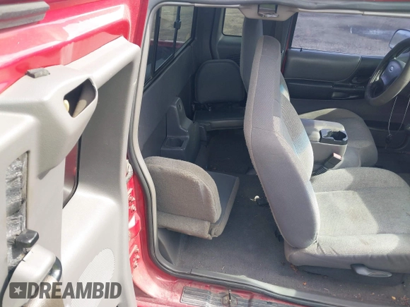 2002 Ford Ranger XL Fleet with VIN 1FTZR45E02PA79642, listed as a IAAI auction lot 41778538 with 211,139 mi miles. Bid and sale history available at carsss.com. Image 8.