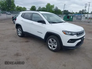2024 Jeep Compass Latitude with VIN 3C4NJDBN9RT607209, listed as a IAAI auction lot 42233206 with 35,245 mi miles and . Bid and sale history available at DreamBid. Image 1.