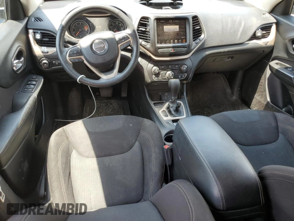 2016 Jeep Cherokee Latitude z VIN 1C4PJLCB9GW136970, wystawiony jako Copart lot #62094035 z przebiegiem 158 020 mil mil oraz Szkoda całkowita • Salvage title. Historia ofert i sprzedaży dostępna na DreamBid. Obrazek 8.