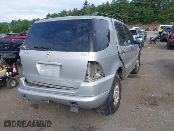 1999 Mercedes-Benz M 320/430/500 с VIN 4JGAB54E7XA066742, выставлен на аукционе IAAI как лот 42359484 с пробегом 192 918 миль миль и . История ставок и продаж доступна на DreamBid. Изображение 4.