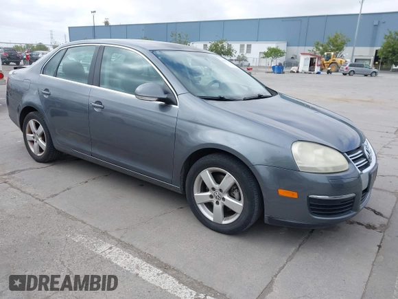 2009 Volkswagen Jetta Sedan SE with VIN 3VWRZ71K49M084983, listed as a IAAI auction lot 42095707 with 154,691 mi miles. Bid and sale history available at carsss.com. Image 1.