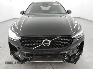 2025 Volvo XC60 Plus with VIN YV4M12RC0S1088355, listed as a Copart auction lot 49228045 with 5,694 mi miles and Clean Title. Bid and sale history available at carsss.com. Image 5.
