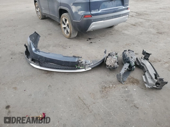 2020 Jeep Cherokee Limited with VIN 1C4PJLDB6LD653714, listed as a Copart auction lot 55351075 with 143,121 mi miles and Salvage title. Bid and sale history available at DreamBid. Image 13.