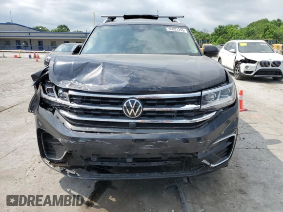 2022 Volkswagen Atlas SEL Premium R-Line with VIN 1V2FR2CAXNC532621, listed as a Copart auction lot 55081255 with 96,104 mi miles and Salvage title. Bid and sale history available at DreamBid. Image 5.