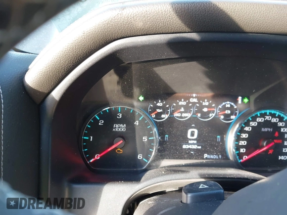 2017 GMC Sierra 2500HD Denali z VIN 1GT12UEG3HF132898, wystawiony jako IAAI lot #41442407 z przebiegiem 83 432 mil mil oraz . Historia ofert i sprzedaży dostępna na DreamBid. Obrazek 7.