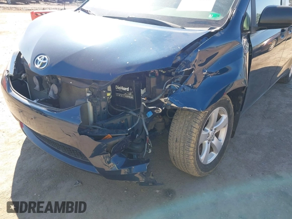 2012 Toyota Sienna with VIN 5TDZK3DC0CS196952, listed as a IAAI auction lot 41674818 with 135,630 mi miles and . Bid and sale history available at DreamBid. Image 6.
