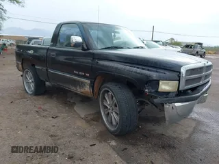 1996 Dodge 1500 с VIN 1B7HC16Z3TS577281, выставлен на аукционе IAAI как лот 42737507 с пробегом 177 409 миль миль и . История ставок и продаж доступна на DreamBid. Изображение 1.