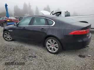 2016 Jaguar XF 35t Premium z VIN SAJBD4BV4GCY11212, wystawiony jako Copart lot #72271964 z przebiegiem 39 753 mil mil oraz Szkoda całkowita • Salvage title. Historia ofert i sprzedaży dostępna na DreamBid. Obrazek 2.