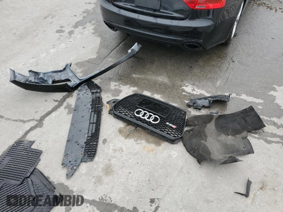 2014 Audi RS 5 z VIN WUAC6AFR4EA900833, wystawiony jako Copart lot #55972465 z przebiegiem Nie podano mil oraz Szkoda całkowita • Salvage title. Historia ofert i sprzedaży dostępna na DreamBid. Obrazek 12.
