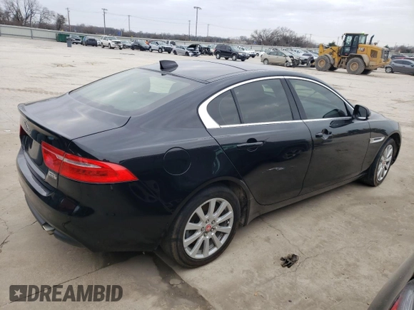 2019 Jaguar XE 25t with VIN SAJAS4FX1KCP49077, listed as a Copart auction lot 87104284 with 124,857 mi miles and Clean Title. Bid and sale history available at carsss.com. Image 3.