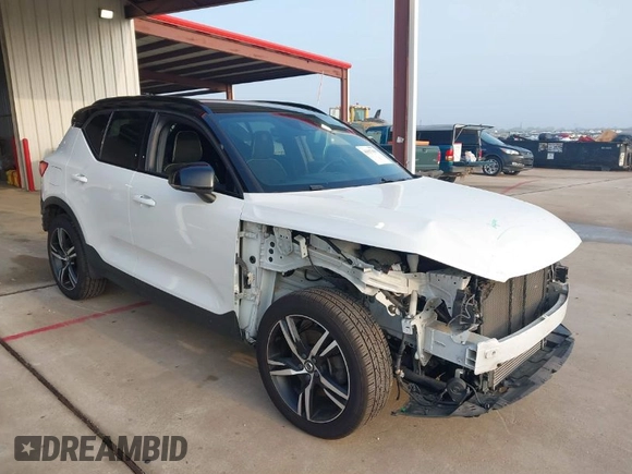 2019 Volvo XC40 R-Design z VIN YV4AC2HM7K2149105, wystawiony jako IAAI lot #41857899 z przebiegiem 122 736 mil mil oraz . Historia ofert i sprzedaży dostępna na DreamBid. Obrazek 1.