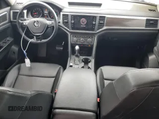2018 Volkswagen Atlas SE with VIN 1V2LR2CA3JC552318, listed as a Copart auction lot 56500065 with 111,588 mi miles and Salvage title. Bid and sale history available at DreamBid. Image 8.