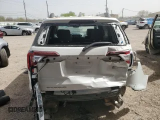 2023 GMC Acadia SLT with VIN 1GKKNML47PZ238017, listed as a Copart auction lot 49063205 with 21,782 mi miles and Clean Title. Bid and sale history available at DreamBid. Image 6.