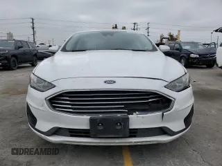 2019 Ford Fusion SE with VIN 3FA6P0LU5KR137836, listed as a Copart auction lot 56039075 with 54,029 mi miles and Clean Title. Bid and sale history available at DreamBid. Image 5.