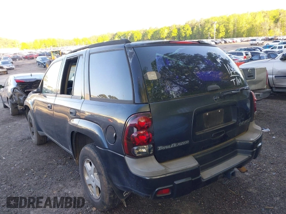 2003 Chevrolet TrailBlazer LS with VIN 1GNDS13S832390456, listed as a IAAI auction lot 42039824 with 1 mi miles. Bid and sale history available at carsss.com. Image 3.