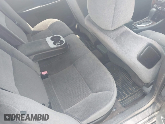 2015 Chevrolet Impala LT with VIN 2G1WB5E33F1127786, listed as a IAAI auction lot 42467374 with 160,964 mi miles and . Bid and sale history available at DreamBid. Image 8.